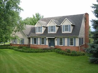7436 Deer Forest Ct, Clarkston, MI 48348