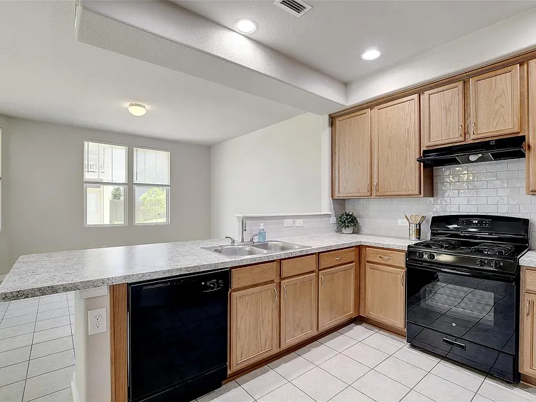 524 Ferrule Dr — Photo 8