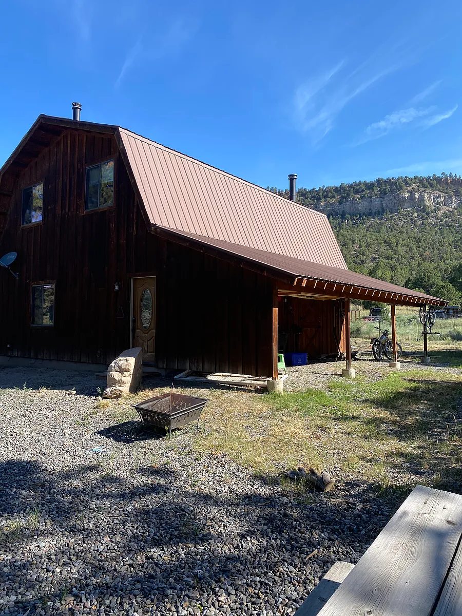 Building Photo - Catamount Dr