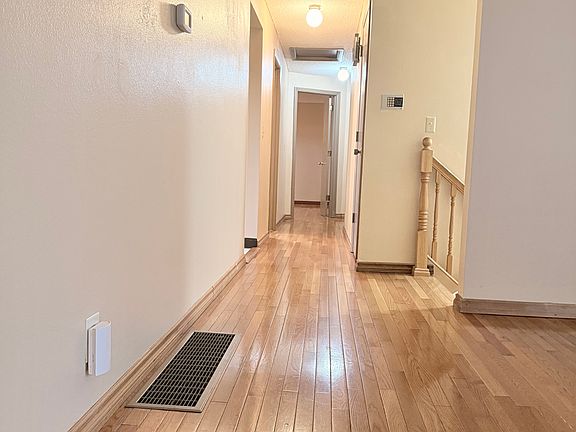 2nd image of 4375 SE Cottonwood Ct