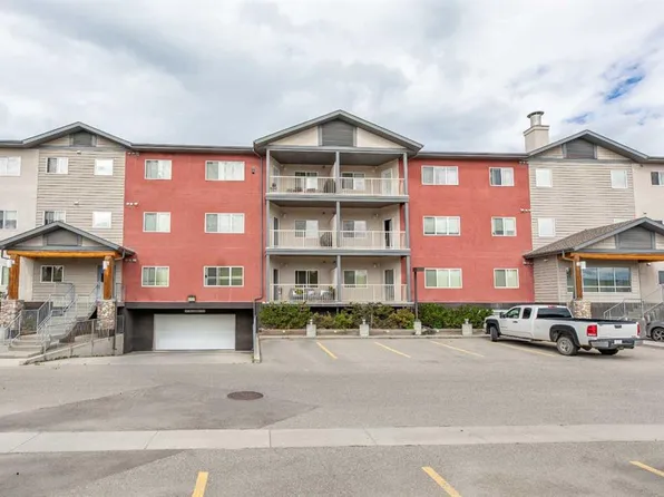 109 S Seabolt Dr #309, Hinton, AB T7V 1K2