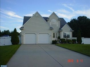437 Field House Way, Williamstown, NJ 08094