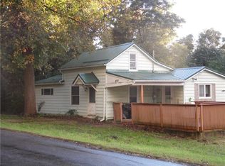 4727 Hall Center Rd, Walworth, NY 14568