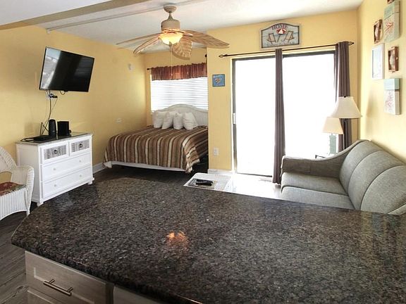3rd image of 1605 S Ocean Blvd. #806