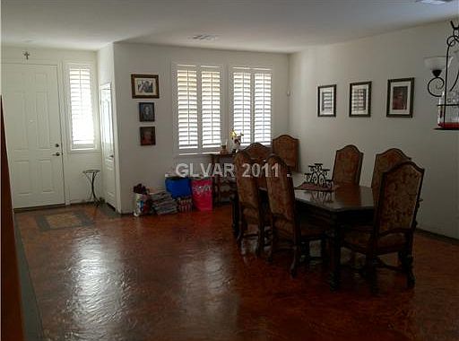 2nd image of 134 S Pettswood Dr