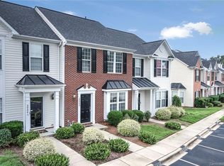 3004 Misty Harbor Cir, Cramerton, NC 28032