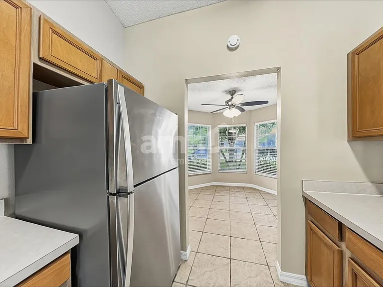 2423 Hybrid Dr — Photo 4