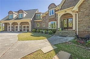 1st image of 4826 Rose Heights Dr