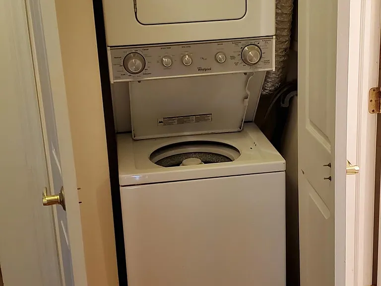 In Unit Washer and Dryer