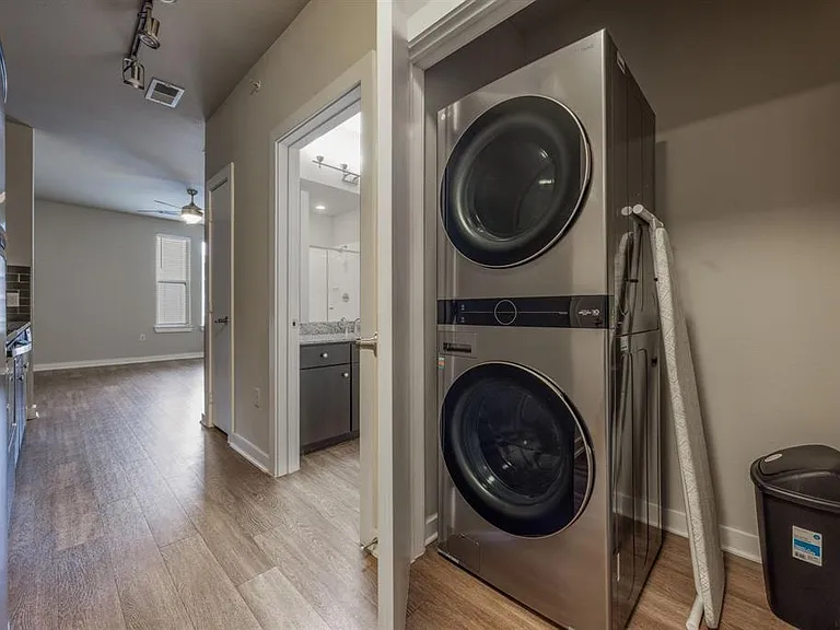 1900 Barton Springs Rd #3013 — Photo 16