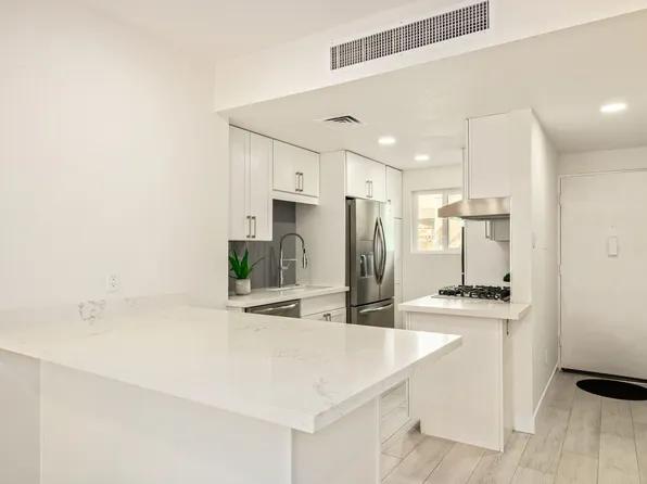 6125 E Indian School Rd, Scottsdale, AZ