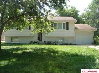 29 Cedar Dr, Yutan, NE 68073