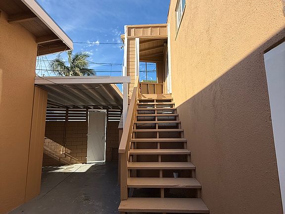 2nd image of 1529 Marine Ave