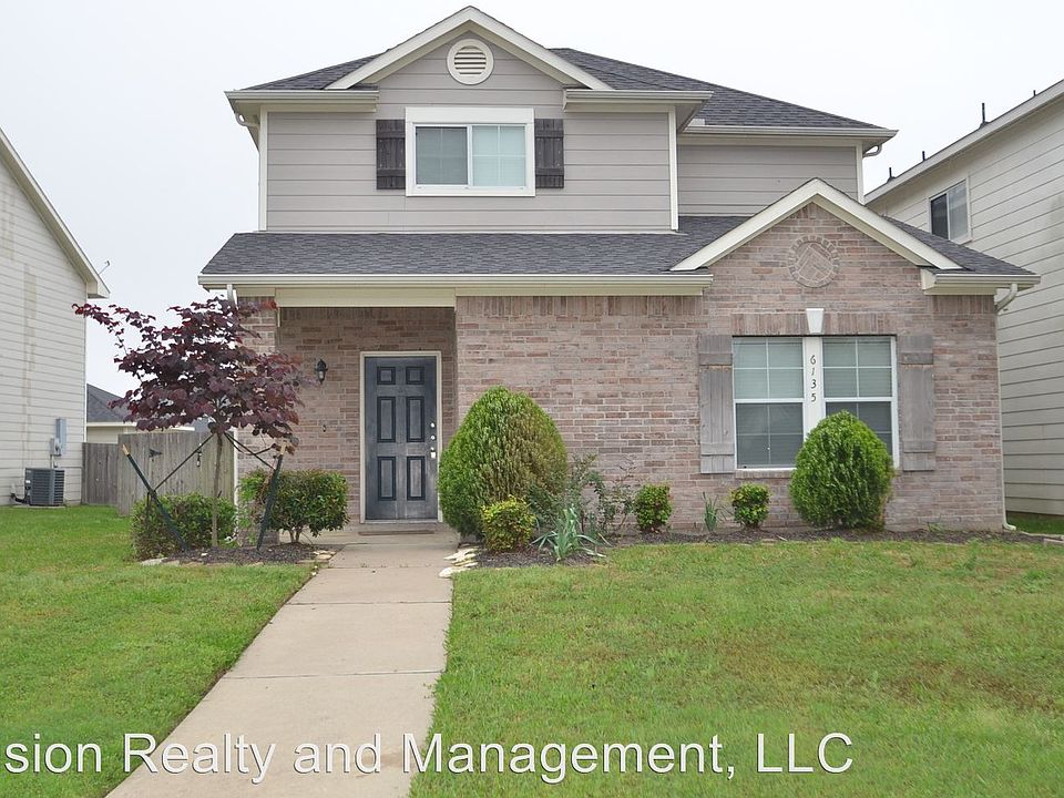 1st image of 6135 Settlers Lake Cir E