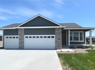 2807 NW Beechwood St, Ankeny, IA 50023