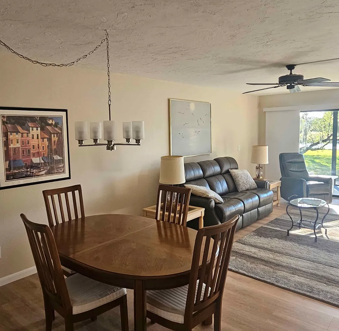2 bed, 1069 sqft, $2,000 — Photo 4