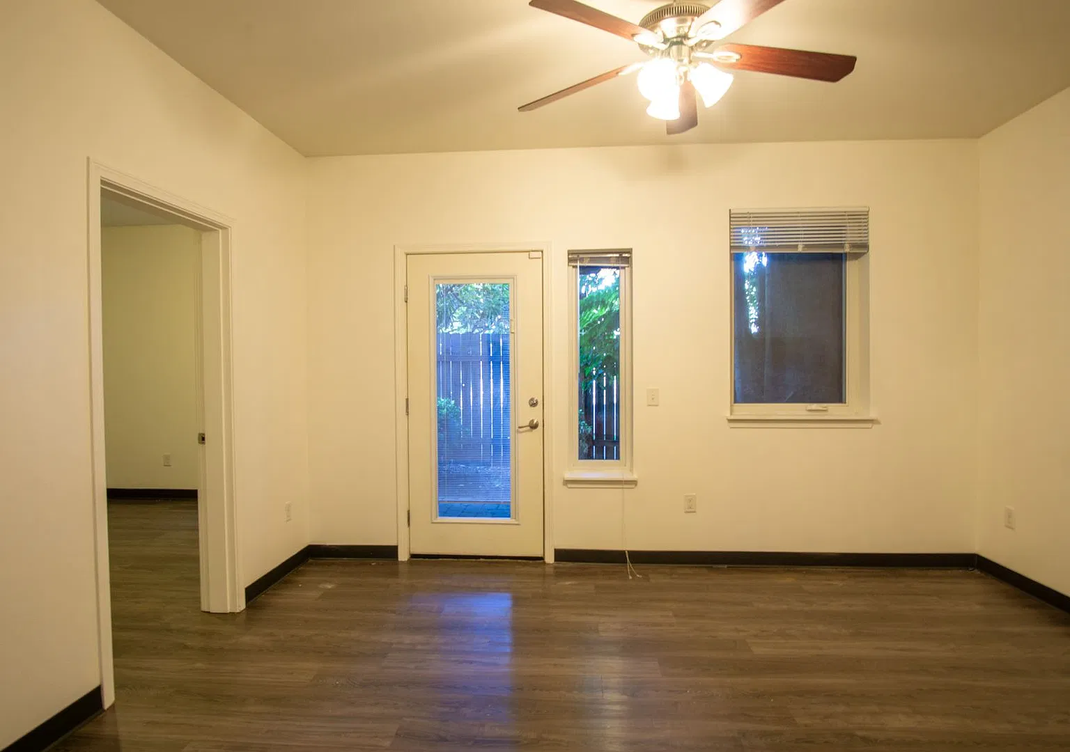 1-Bed w Patio Close to Downtown & OHSU! — Photo 4