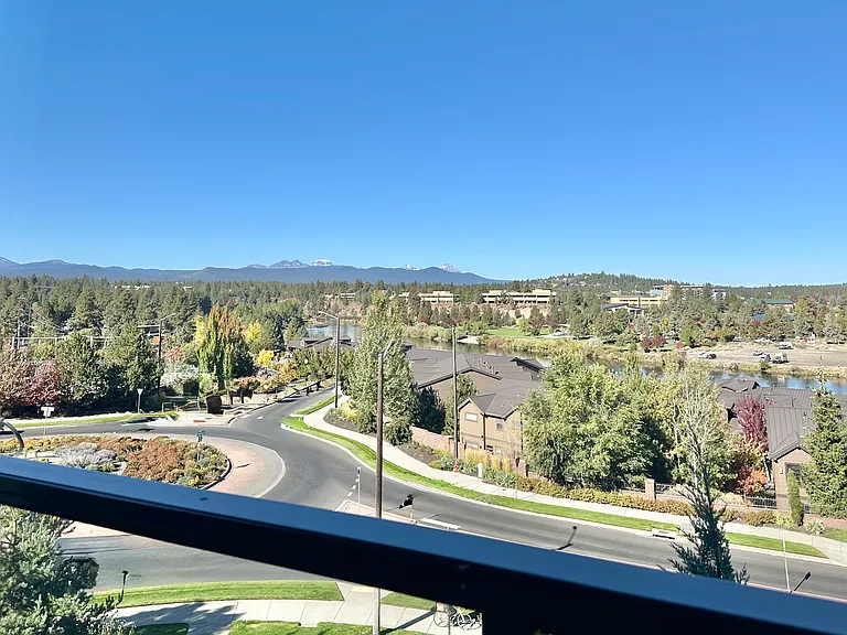 985 SW Vantage Point Way — Photo 23