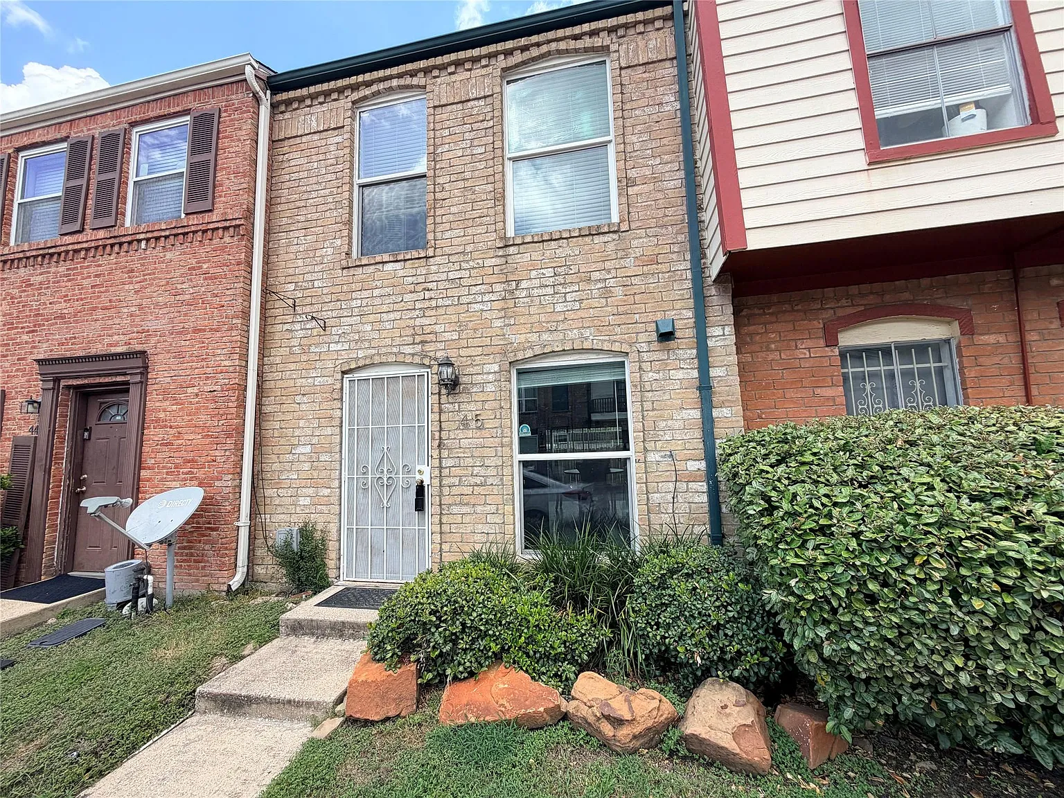 2 bed, 1.5 bath, 1088 sqft, $1,500 — Photo 4