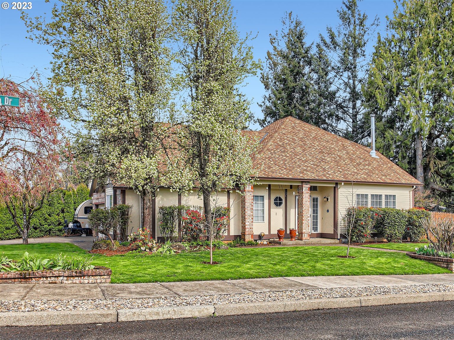 19820 Castleberry Loop, Oregon City, OR 97045 Zillow