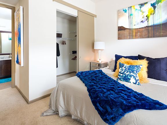 4th image of 3736 Glencoe St APT 2310