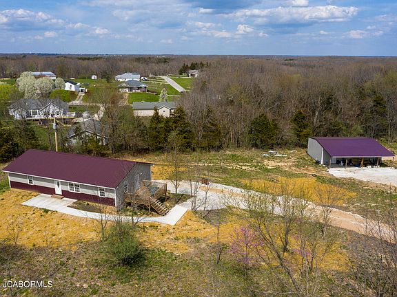 3rd image of 2919 State Road Aa