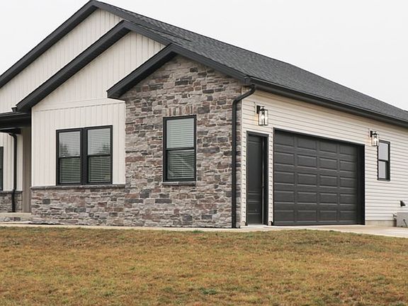 2nd image of 3660 Zimmerman Ln
