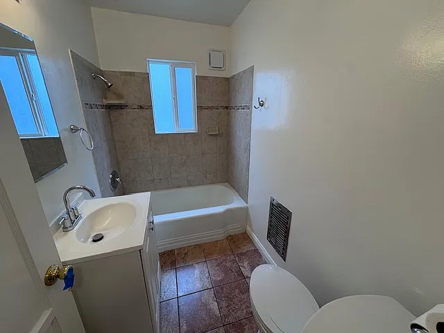 3415 W Alameda Ave — Photo 8