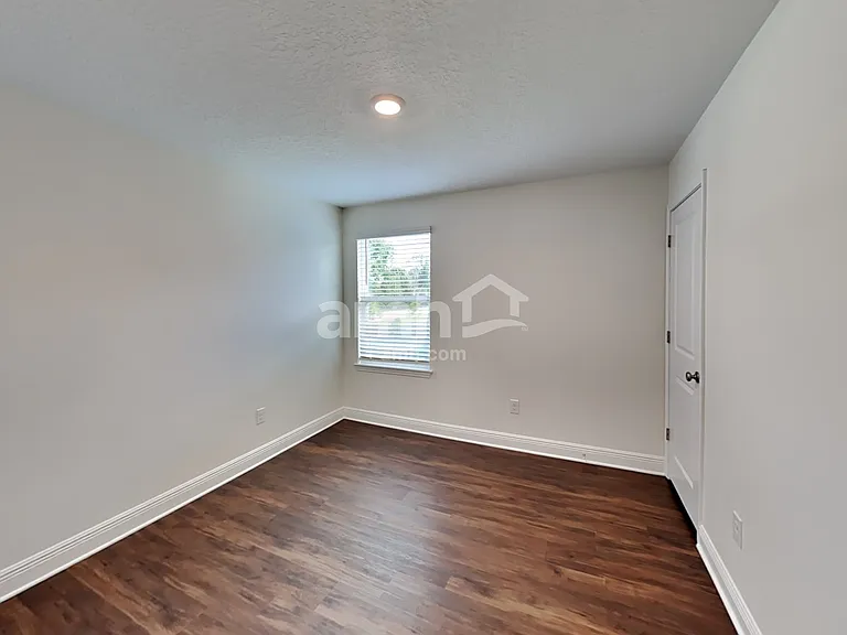22485 Bellini Cir — Photo 26