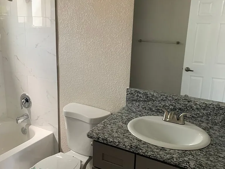Stonecreek Apartments — Photo 3