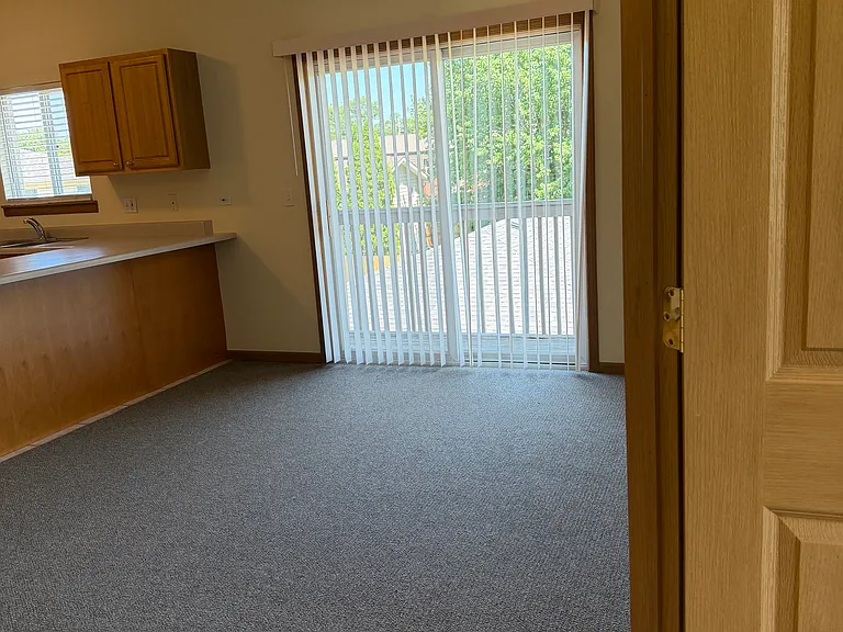 4017 W Lillian St — Photo 38