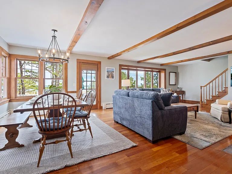 353 Seaside Ave — Photo 14