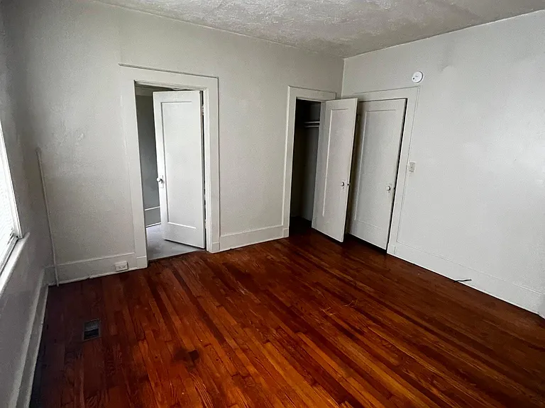 821 Ferdinand Ave SW #2 — Photo 5