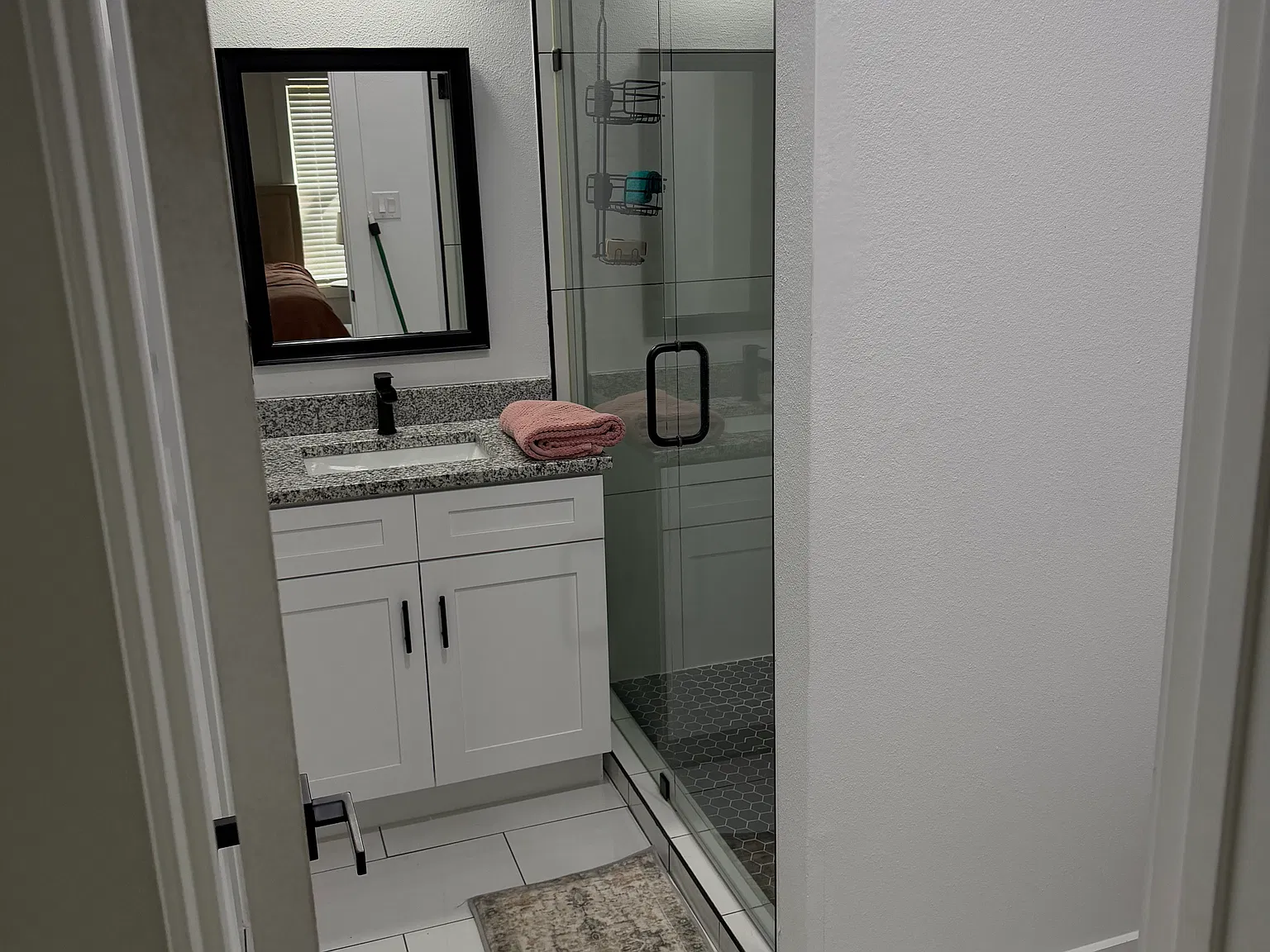 4 bed, 3000 sqft, $1,250 — Photo 3