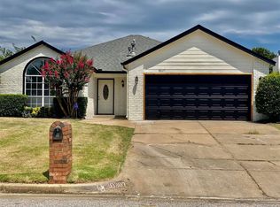 9307 E 98th St S, Tulsa, OK 74133