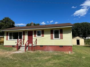 218 Alberta St, Mebane, NC 27302