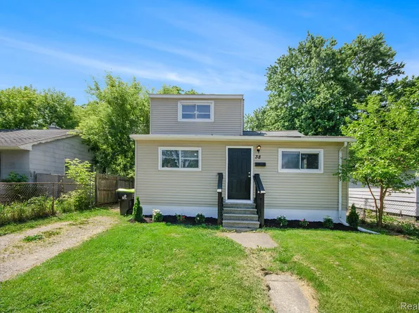 38 E Ypsilanti Ave, Pontiac, MI 48340