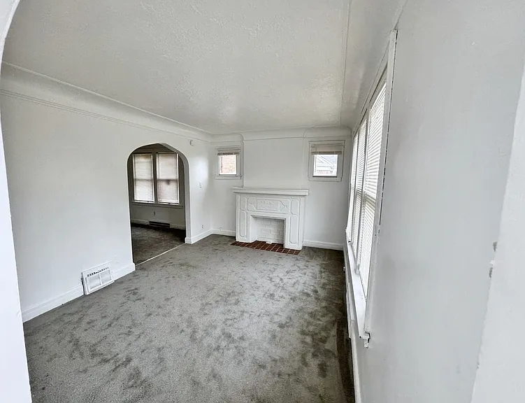 9227 Grayton St — Photo 2