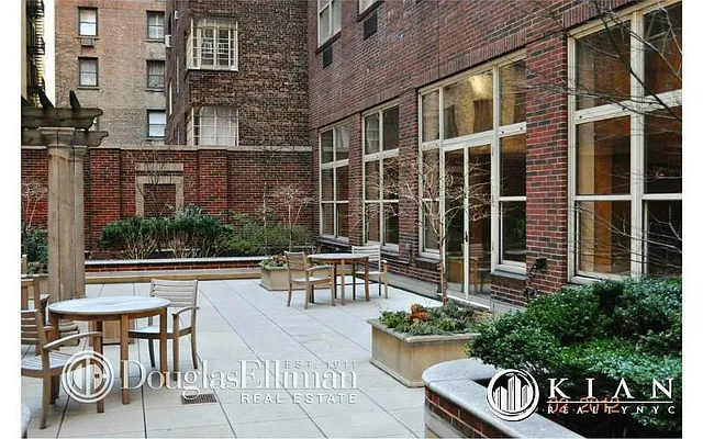 Sold by Kian Realty | media 27