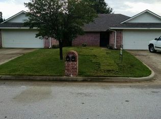 130 Colony Dr, Flint, TX 75762