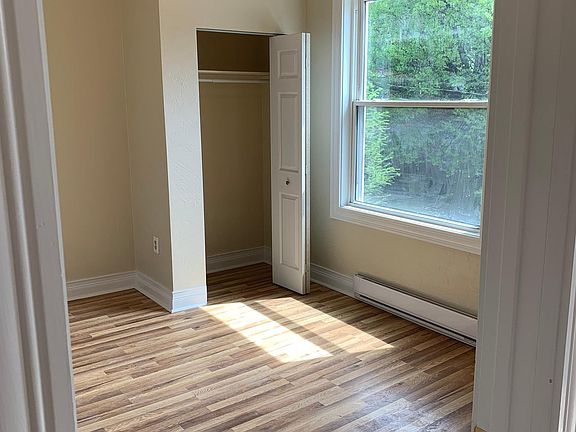 5th image of 256 S Saint Clair St Floor 2