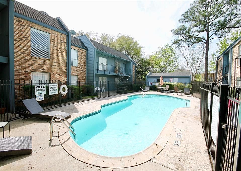 1st image of 6202 Skyline Dr APT 25