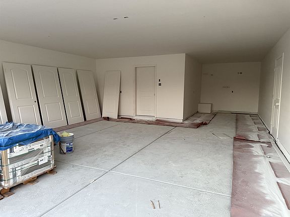 5th image of 12689 E 51st St
