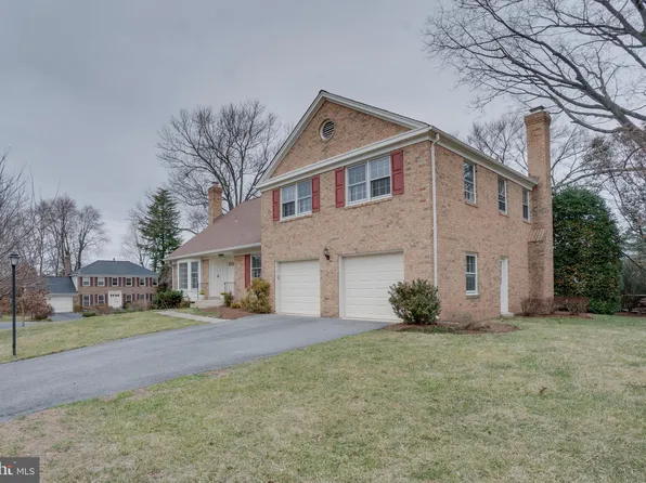 9713 Eclipse Pl, Gaithersburg, MD 20886
