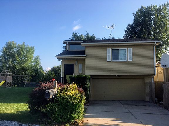 2nd image of 1107 Marie Dr