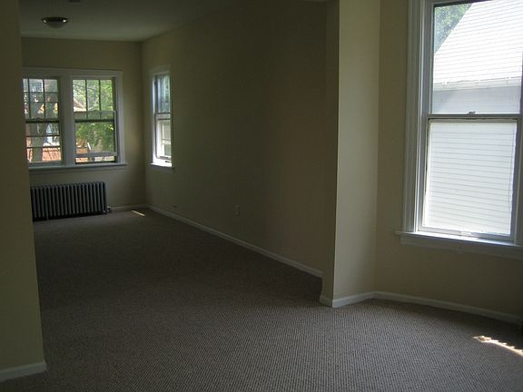 3rd image of 4036 N Drake Ave #1