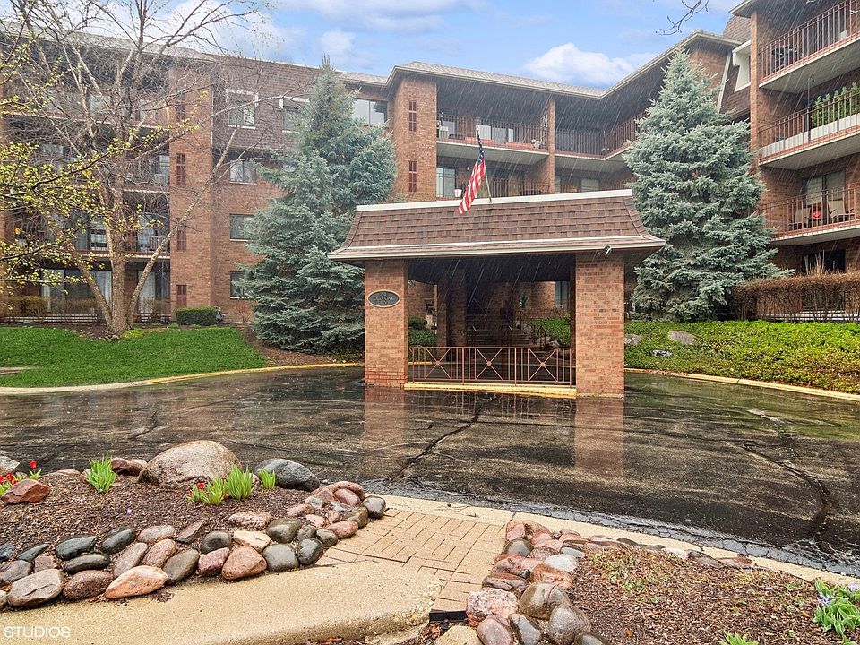 1st image of 51 Old Oak Dr APT 309