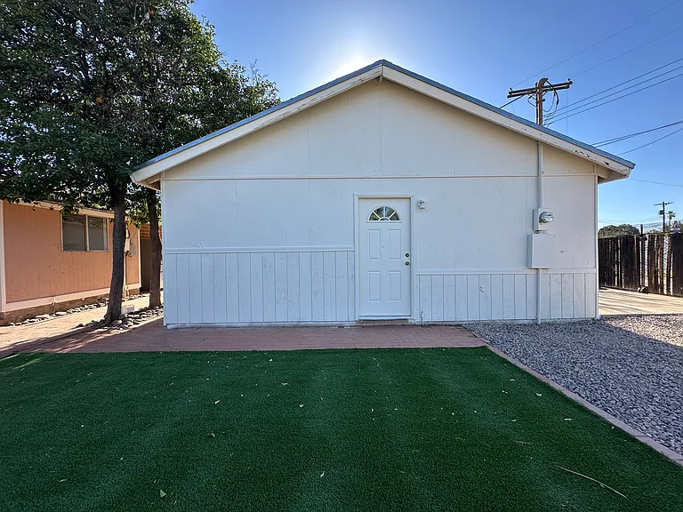 2 car garage