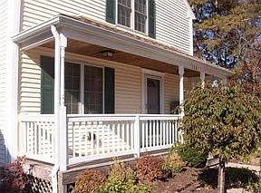 2nd image of 136 Lakeshore Dr