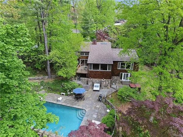 40 Lounsbury Rd, Croton On Hudson, NY 10520